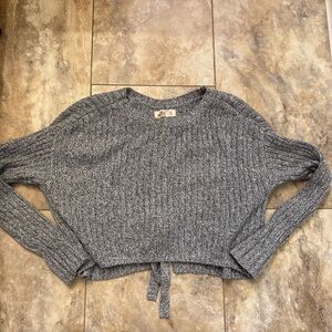 Hollister Women’s Crop Cable Chunky Knit Tie Back Detail Sweater B/W Speckled XS